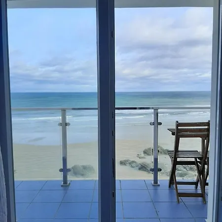 Refugio O Castro بيت ضيافة 4*